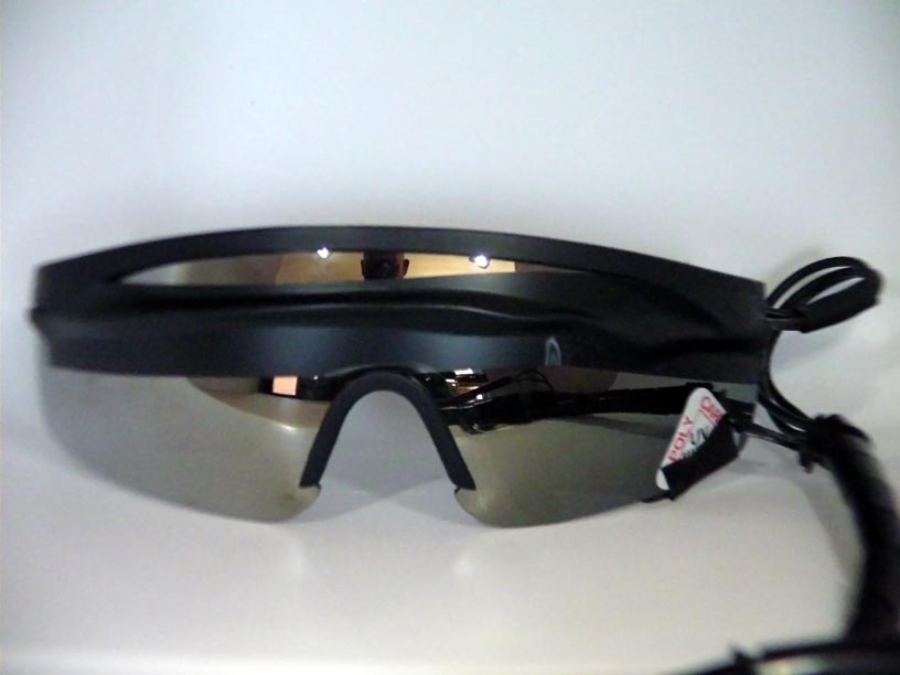 Click image for larger version. 

Name:	Glasses-Front.jpg 
Views:	36599 
Size:	32.0 KB 
ID:	714